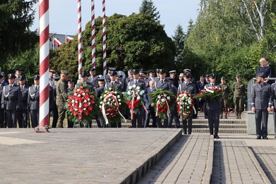 "Dla Pamięci Tych, Których z nami nie ma" ...