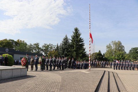 "Dla Pamięci Tych, Których z nami nie ma" ...